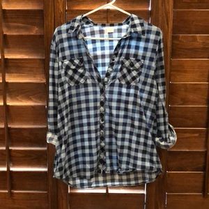 light and navy blue plaid flannel